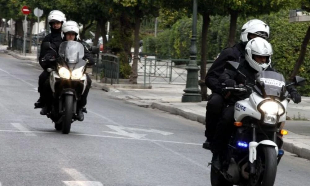 Λήξη συναγερμού στο Μοσχάτο - Φάρσα το τηλεφώνημα για βόμβα